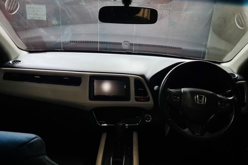 2015 Honda HRV Prestige 1.8 AT tua