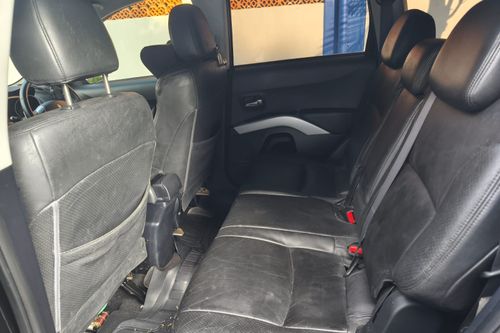 2009 Mitsubishi Outlander PHEV 2.4L