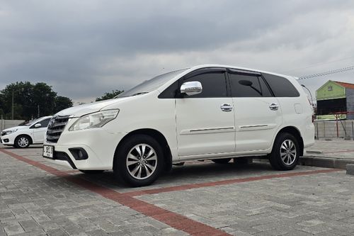 2015 Toyota Innova DIESEL G 2.5 AT