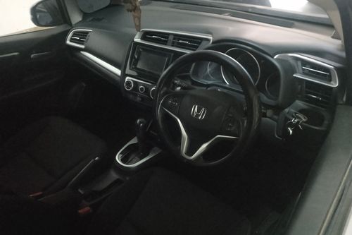 Dijual 2015 Honda Jazz 1.5 RS (GK5) E (GE8) A/T MNB bekas