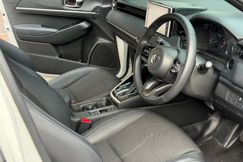 2022 Honda HRV 1.5 E AT tua