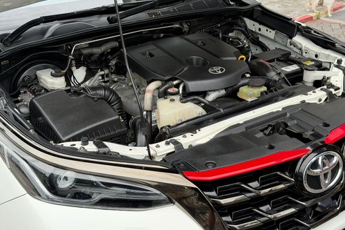 2021 Toyota Fortuner 2.4L VRZ TRD LUX AT bekas
