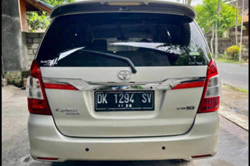 Dijual 2010 Toyota Kijang Innova 2.0L G MT bekas