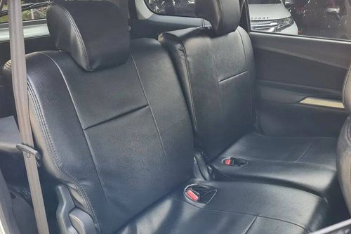 Old 2013 Toyota Avanza Veloz 1.5L AT