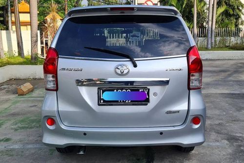 Used 2013 Toyota Avanza Veloz 1.5L AT
