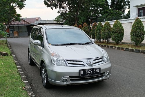 Used 2011 Nissan Grand Livina  XV HWS ULTIMATE 1.5 AT