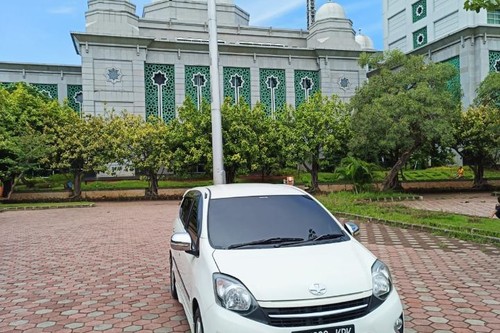 2015 Toyota Agya S 1.0L MT bekas