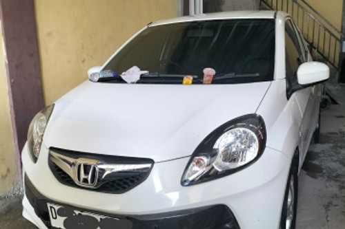 2015 Honda Brio VTEC E 1.3L AT