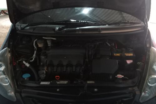 Second hand 2003 Honda Jazz I-DSI 1.5L MT 