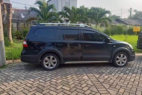 2013 Nissan Grand Livina XGear 1.5 MT bekas