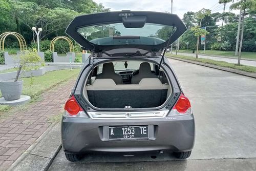 Old 2017 Honda Brio E AT