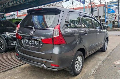 Beli mobil bekas