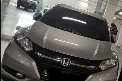 2016 Honda HRV 1.5L E CVT bekas