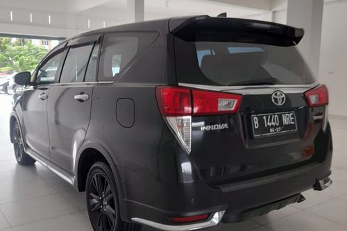 2012 Toyota Kijang Innova 2.4 Q A/T DIESEL VENTURER BASIC