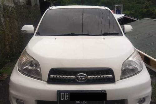 2014 Daihatsu Terios TS Extra 1.5L AT bekas