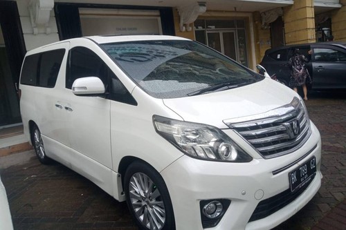 Used 2013 Toyota Alphard  S Option 2.4L AT