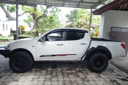 2013 Mitsubishi Strada CR 2.5 A DC EXCEED  A/T