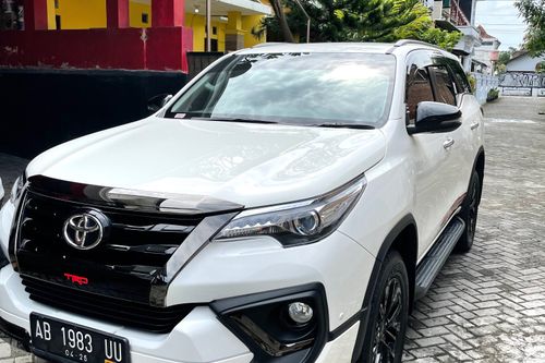 2020 Toyota Fortuner VRZ 4X2 TRD 2.4L AT