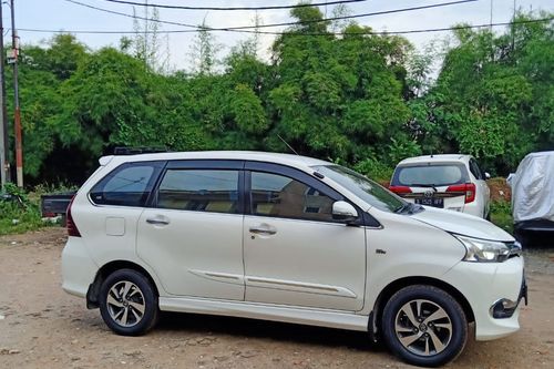 Dijual 2015 Toyota Avanza Veloz VELOZ 1.5 AT AIRBAG bekas