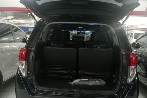 2019 Toyota New Innova V BENSIN 2.0L AT bekas