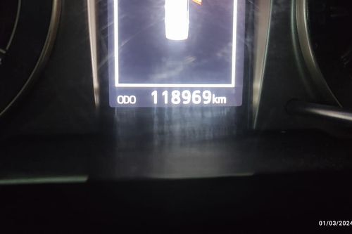 2019 Toyota New Innova V BENSIN 2.0L AT bekas