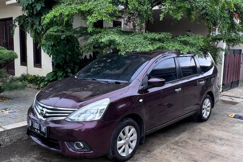 2015 Nissan Livina  1.5 GRAND LIVINA SV A/T MNB bekas