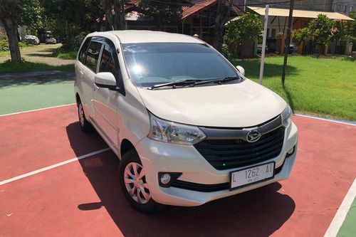 Beli mobil bekas