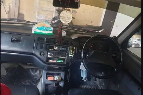 Second hand 2000 Toyota Kijang Innova 2.4L Diesel SSX 