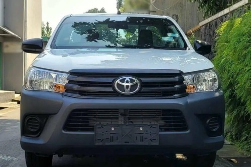 2019 Toyota Hilux 2.4L DSL Single Cab 4x4 MT bekas