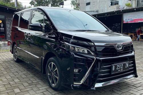 Used 2020 Toyota Voxy 2.0L AT