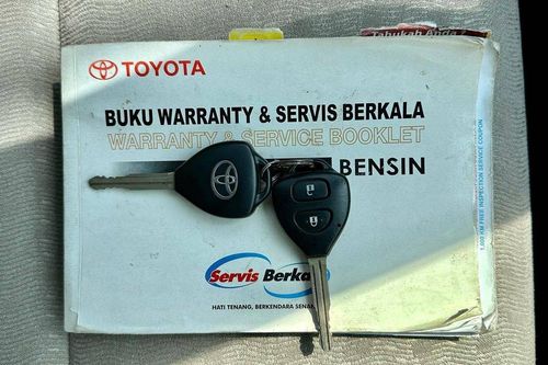 2014 Toyota Kijang Innova G LUXURY MT  BENSIN