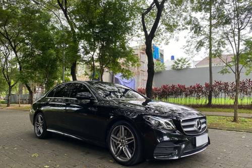 Used 2018 Mercedes Benz E-Class  E 300 AMG Line