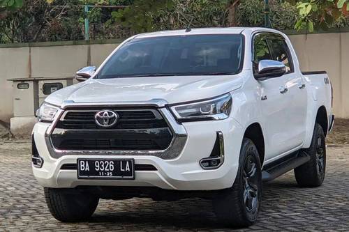 Used 2020 Toyota Hilux 2.4L D-Cab V AT