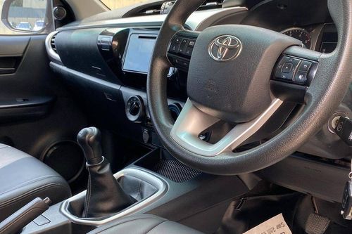 2020 Toyota Hilux Double Cabin 2.5L MT bekas