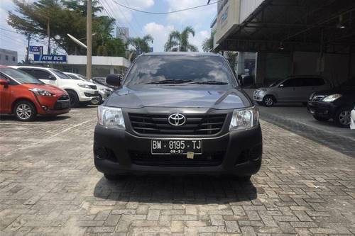 Used 2012 Toyota Hilux 2.0L Single Cab