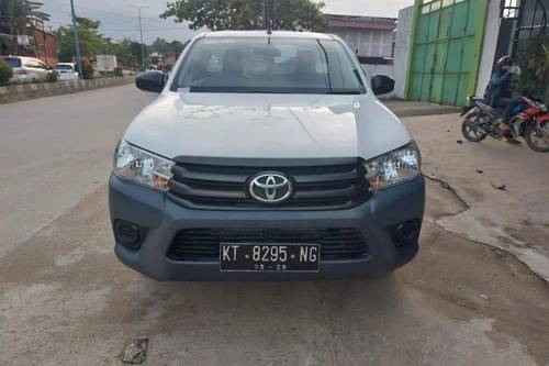 2016 Toyota Hilux Pick Up 2.5L MT bekas