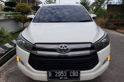 2016 Toyota Kijang Innova 2.0L V AT bekas