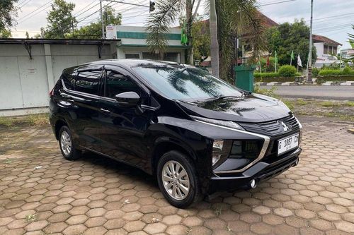 Second hand 2020 Mitsubishi Xpander Cross 1.5 BLACK EDITION MT 