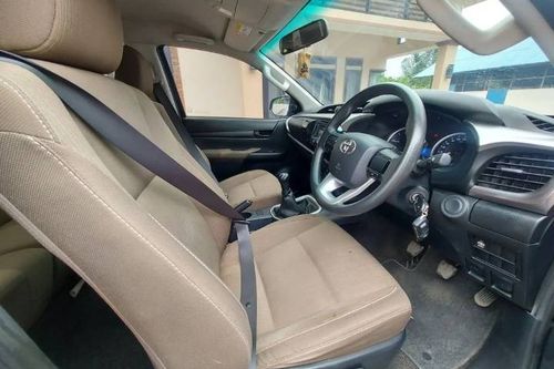 2019 Toyota Hilux Double Cabin 2.5L MT bekas