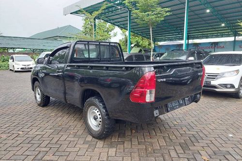 2019 Toyota Hilux Double Cabin 2.5L MT tua