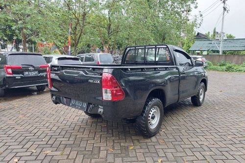 Dijual 2019 Toyota Hilux Double Cabin 2.5L MT bekas