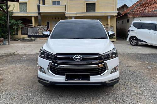 2019 Toyota Venturer 2.4 AT bekas