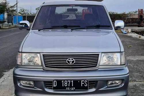 2002 Toyota Kijang  2.4L Diesel Krista Type bekas