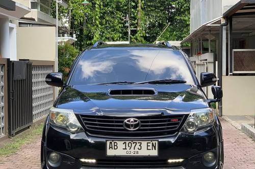 2015 Toyota Fortuner  2.5L G VNT TRD Diesel AT bekas