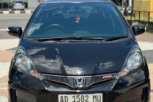 2013 Honda Jazz  RS CVT A/T bekas