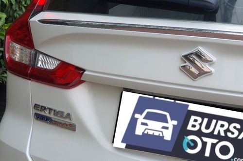 Second hand 2023 Suzuki Ertiga Smart Hybrid SS AT 