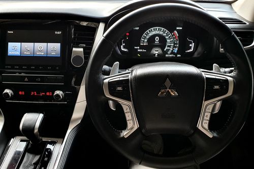 2023 Mitsubishi Pajero Sport Dakar Ultimate AT 4x4 bekas