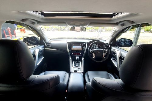 2023 Mitsubishi Pajero Sport Dakar Ultimate AT 4x4 bekas