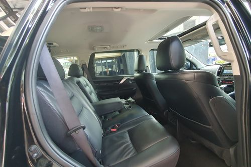 2023 Mitsubishi Pajero Sport Dakar Ultimate AT 4x4 bekas