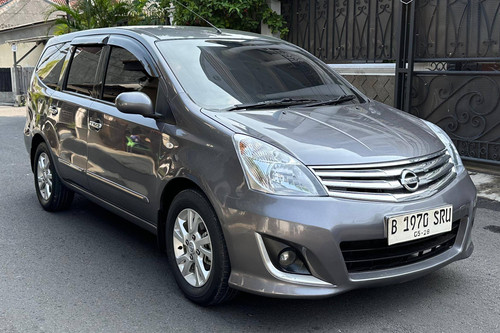 2013 Nissan Grand Livina 1.5 XV CVT